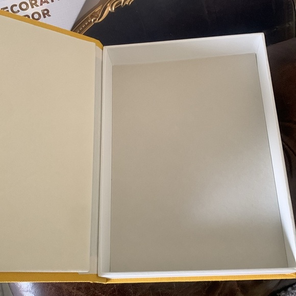 Colorful City-Themed Decorative Book Set set of 3 Preppy Room Decor Aesthetic - Picture 5 of 11